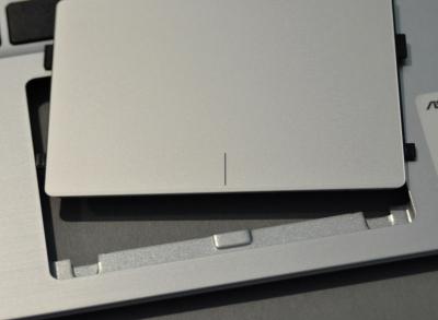 asus-x302la-9.jpg