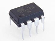 attiny13a-dip.jpg